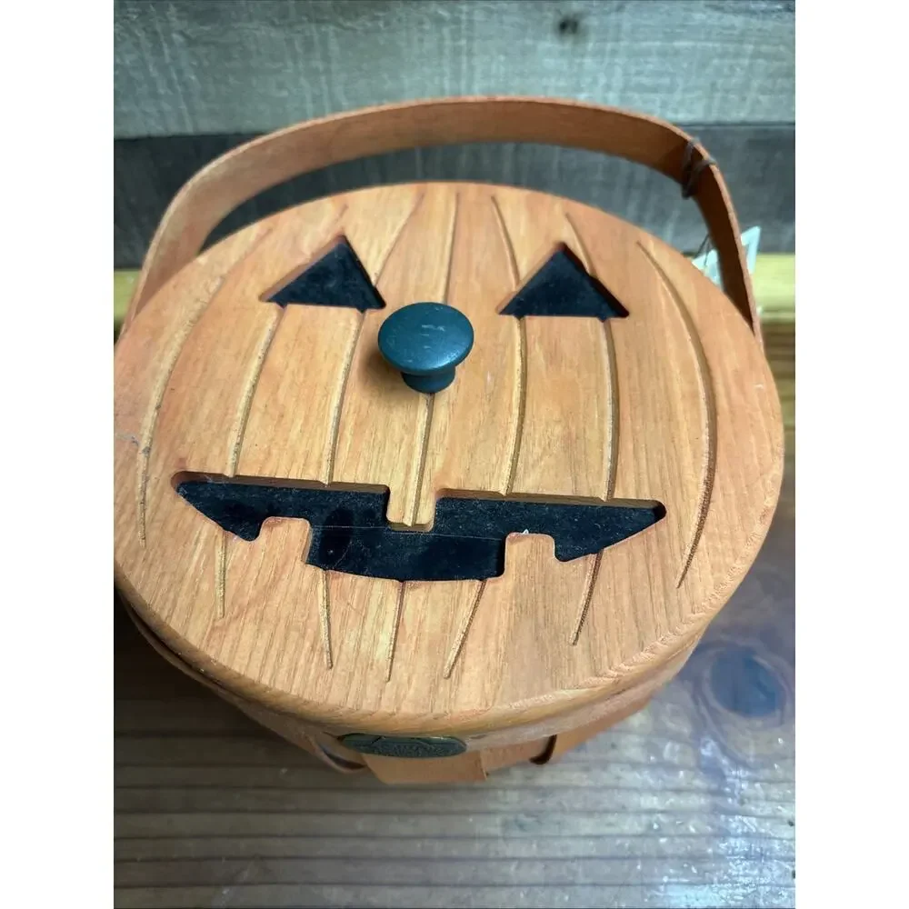 Peterboro Basket Fall Pumpkin Basket w/ Liner Signed Walter Hood -tags